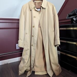 Aquascutum For Barney's Beige Wool Lined Leather Buckle Trench Coat Made In Engl